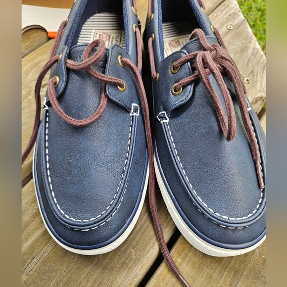Nautica Shoes 👞 - Picture 5 of 5